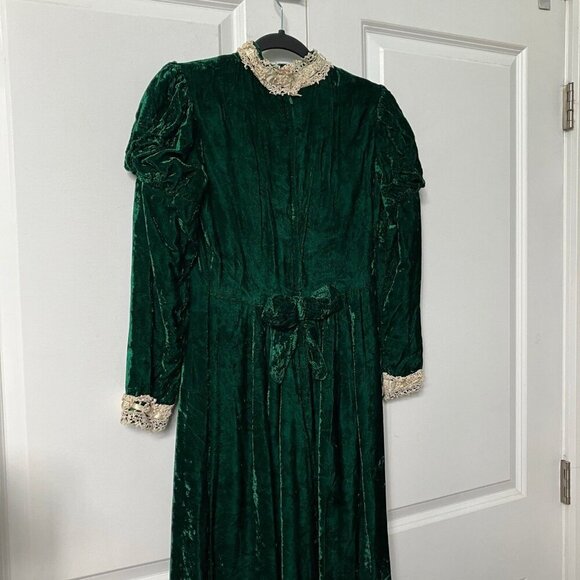 Vintage Green Velvet Victorian Dress 80s Handmade Lace Puff Sleeve Goth Whimsy - Picture 6 of 16
